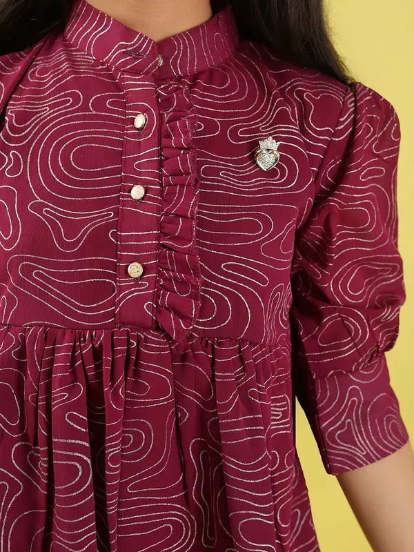 Wine_Stylish_Foil_Print_Georgette_Top_With_Applique_Design_Top_For_Girls