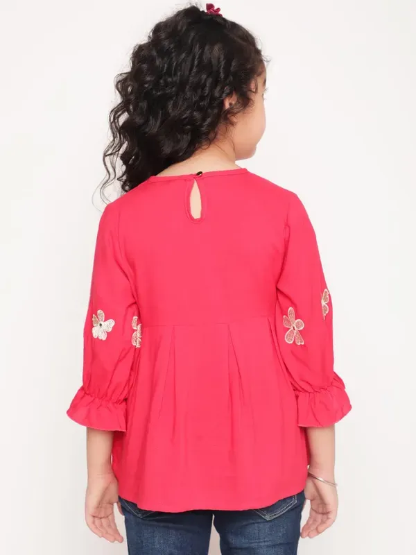 Red_Embroidered_Regular_Fit_Round_Neck_Casual_Top_For_Girls