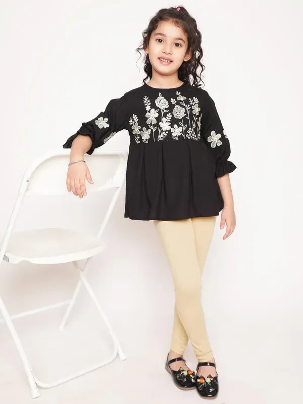 Black_Embroidered_Regular_Fit_Round_Neck_Casual_Top_For_Girls