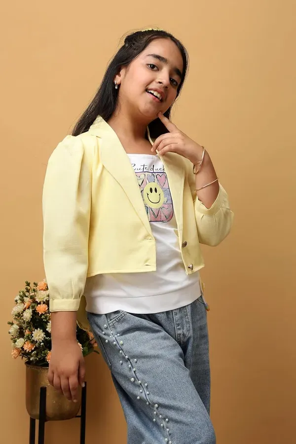 Yellow_Cotton_Blend_Stylish_Jacket_With_Sleeveless_T-Shirt_For_Girls