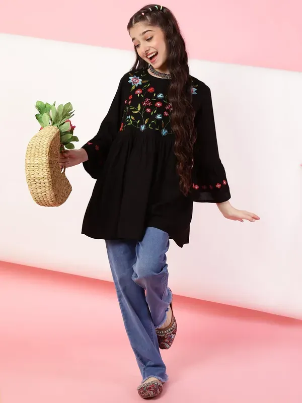 Black_Rayon_Floral_Embroidery_Round_Neck_Casual_Top_For_Girls