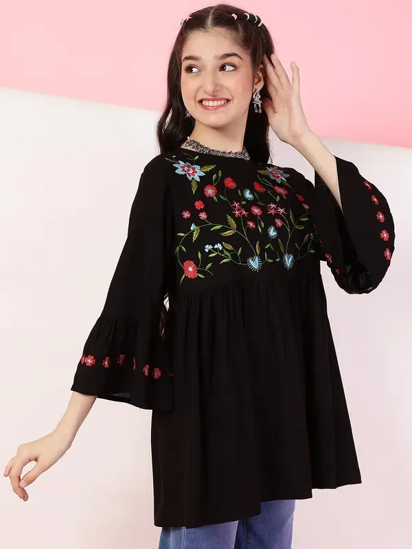 Black_Rayon_Floral_Embroidery_Round_Neck_Casual_Top_For_Girls