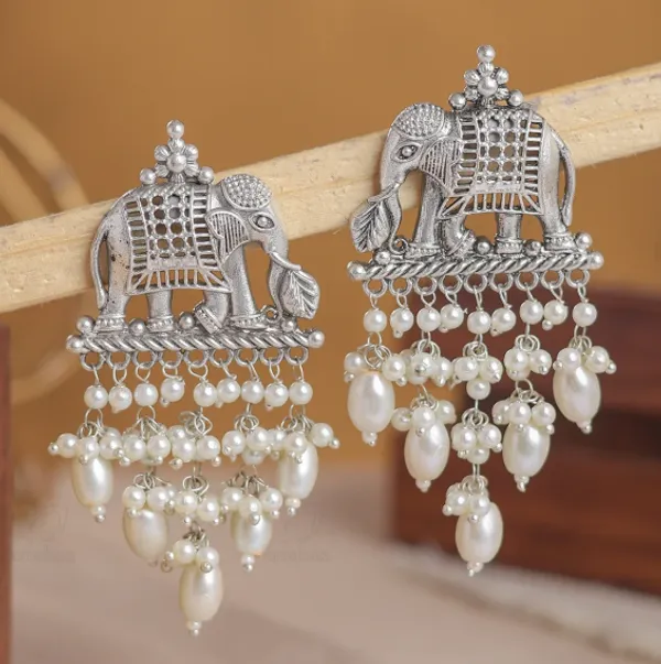 Silver_Tone_Elephant_Pearl_Drop_Earrings_For_Women