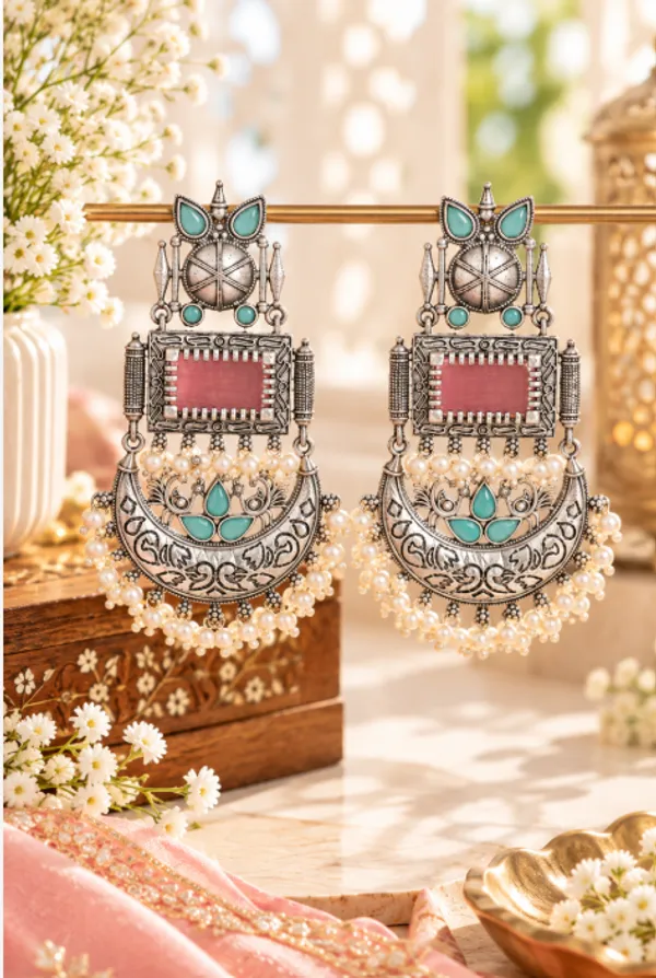 Peacock_Feather_Dangler_Earrings_–_Silver_Look_Alike