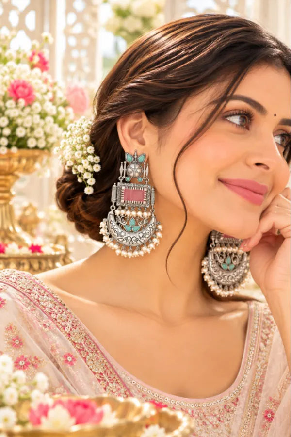 Peacock_Feather_Dangler_Earrings_–_Silver_Look_Alike