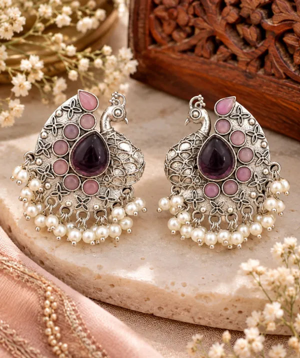 Silver_Look_Alike_Stud_Earrings_–_Elegant_Statement_Pair