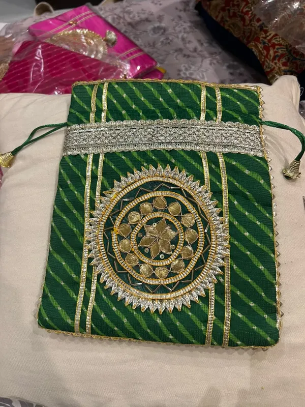 Green_Embroidered_Potli_Bag_for_Women
