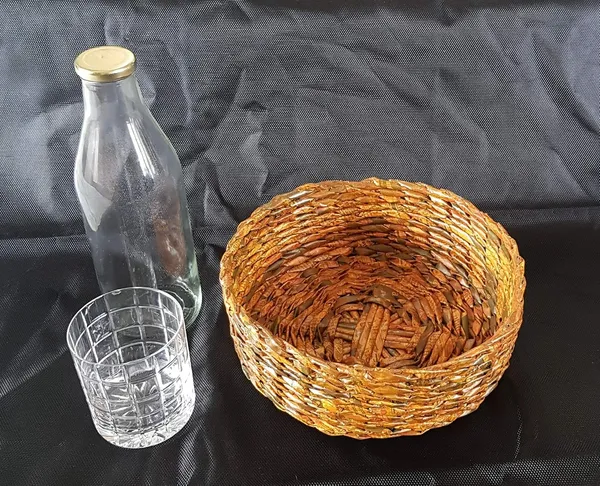 Sonas_Creation_Paperus_Honey_Brown_Round_Storage_Basket,_Shelf_Basket,_Vegetables,_Fruit_Basket,_Tray,_Sagan,_Accessories_9.5_Inch_Diameter_3.5_Inch_Height_Eco-Friendly_Handmade_of_Paper_Ropes