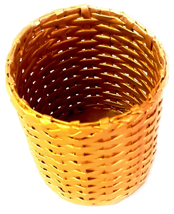 Sonas_Creation,_VERY_SMALL_Dustbin_for_Table_Top,_TINY_Basket,_6_Inch_Tall