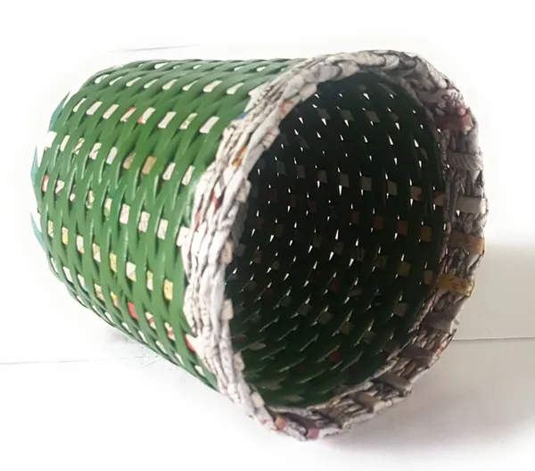 Sonas_Creation,_SMALL_Dustbin_for_Bedroom,_Waste_Basket_for_Home_8_Inc_Tall