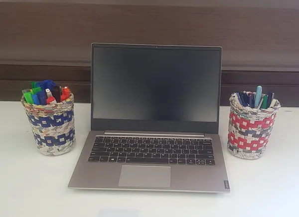 Sonas_Creation_Paperus,_Pen_Stand,_Pencil_Holder,_Pen_Holder,_Makeup_Brushes,_5_Inch_or_13_CMs_in_Height,_4.5_Inch_or_11_CMs_Opening_at_Top,_Eco-friendly,_Handmade,_of_Paper_Ropes