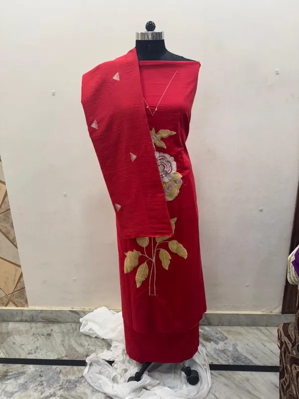 Red_Straight_Embroidered_Kurta_With_Dupatta_for_Women