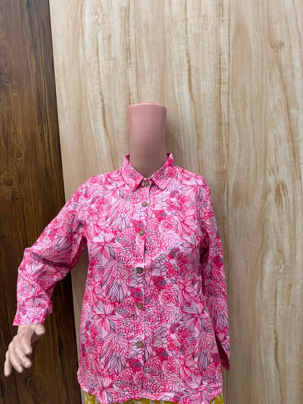 Pink_Floral_Print_Button_Down_Shirt_for_Women