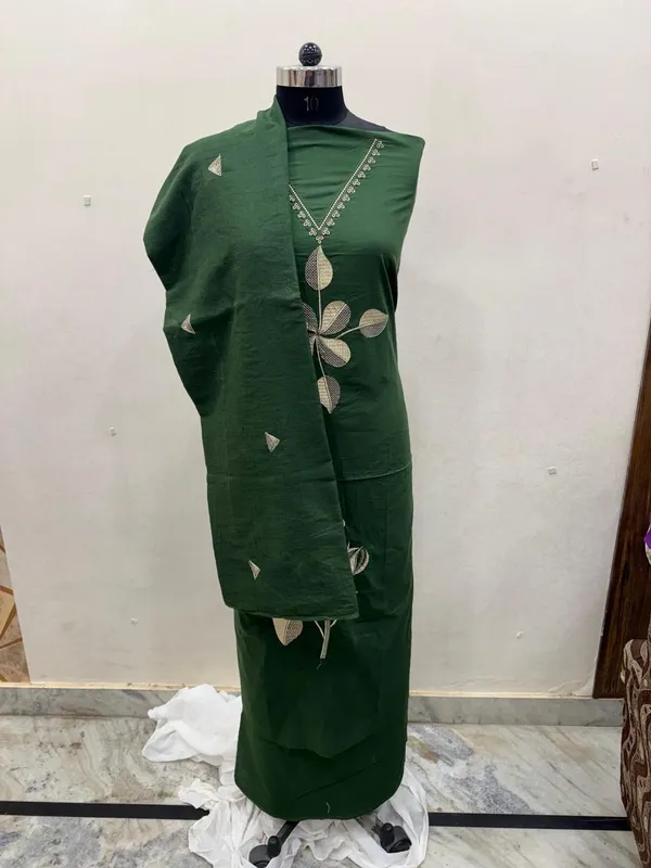 Green_Embroidered_Ethnic_Suit_Set_for_Women