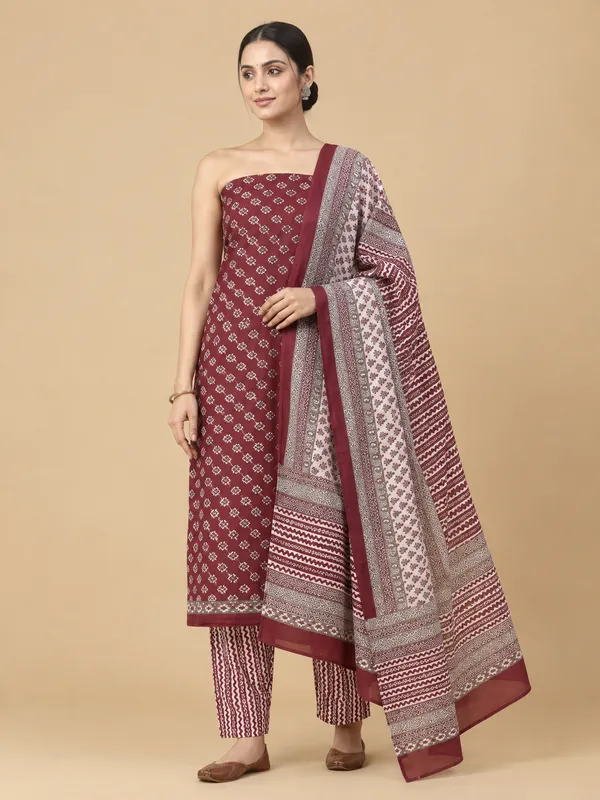 Rust_Unstiched_Printed_Unstitched_Suit_Set_For_Women