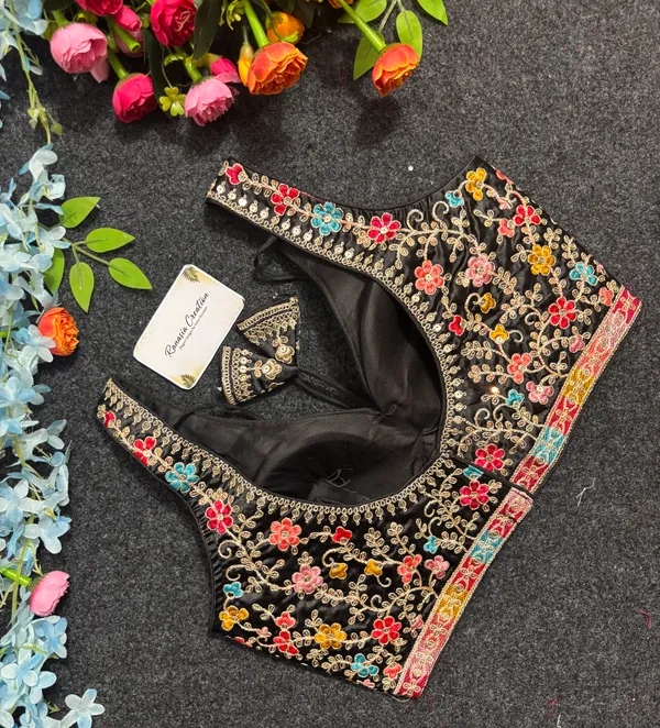 Black_Embroidered_Sleeveless_Blouse_for_Women