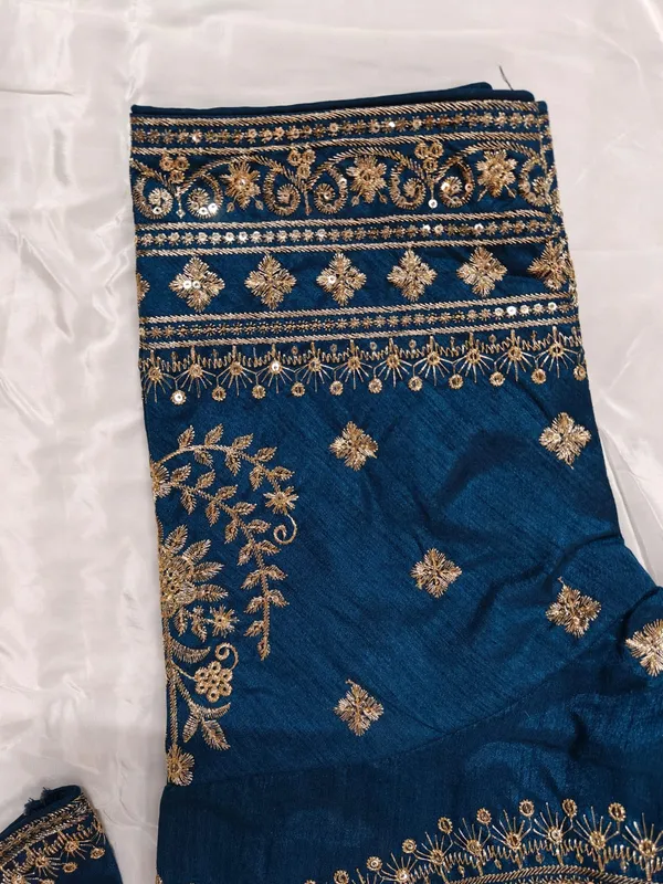 Blue_Embroidered_Ethnic_Blouse_for_Women