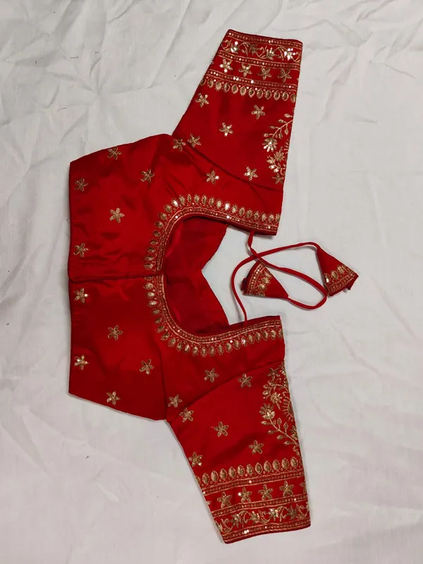 Red_Embroidered_Saree_Blouse_for_Women