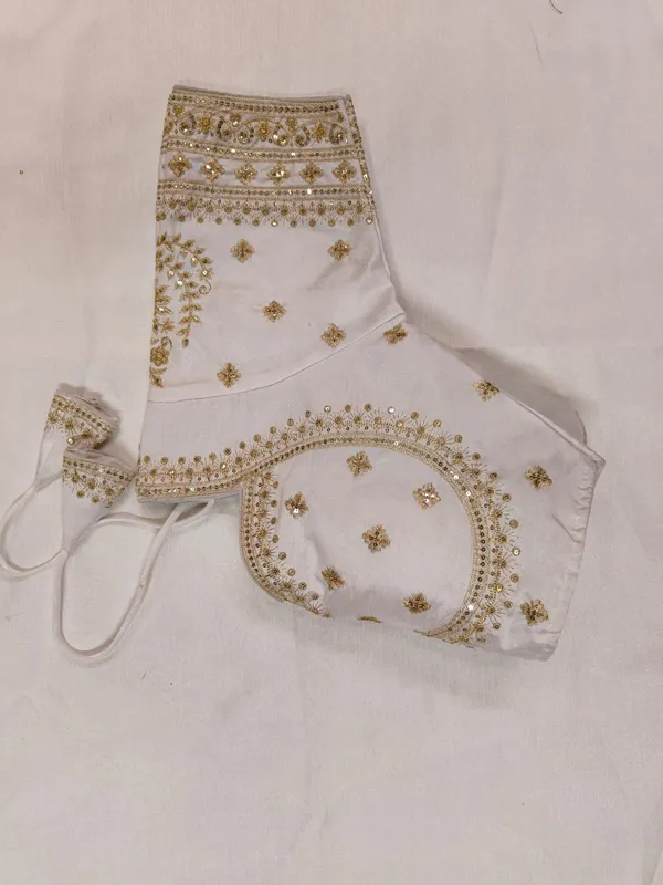 White_Embroidered_Ethnic_Blouse_for_Women