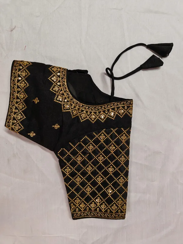 Black_Embroidered_Ethnic_Blouse_for_Women