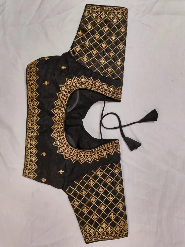 Black_Embroidered_Ethnic_Blouse_for_Women