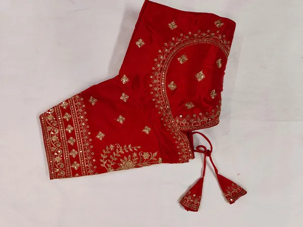 Red_Embroidered_Tie-Up_Saree_Blouse_for_Women