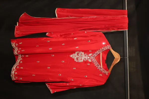 Red_Silk_Straight_Ethnic_Sharara_Set_For_Women