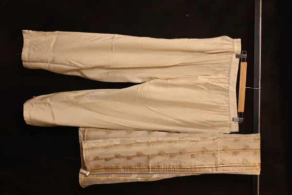 Beige_Tissue_Ethnic_Sharara_Set_For_Women