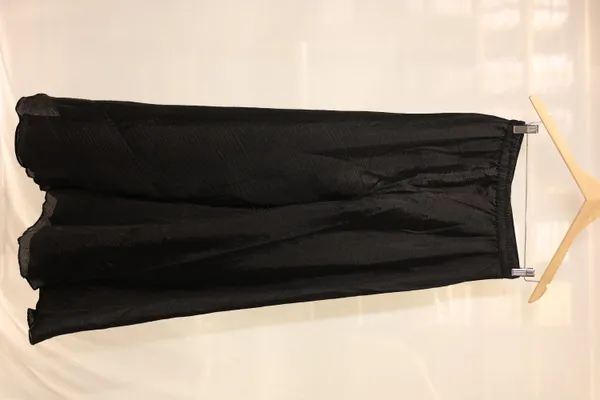 Black_Chiffon_Flared_Sharara_Set_For_Women