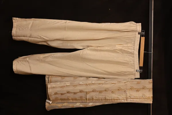 Beige_Tissue_Ethnic_Sharara_Set_For_Women