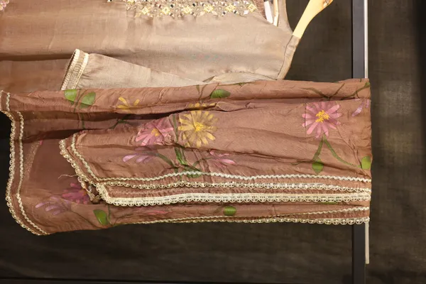 Dusty_Pink_Tissue_Wide_Leg_Sharara_Set_For_Women
