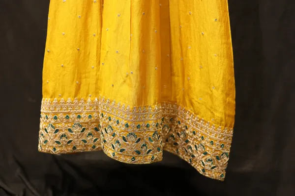 Yellow_Georgette_Straight_Embroidered_Anarkali_Suit_Set_For_Women