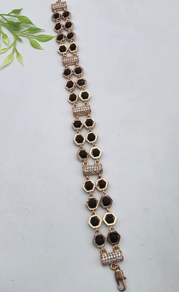 Luxury_Divine_Rudraksh_Men's_Bracelet