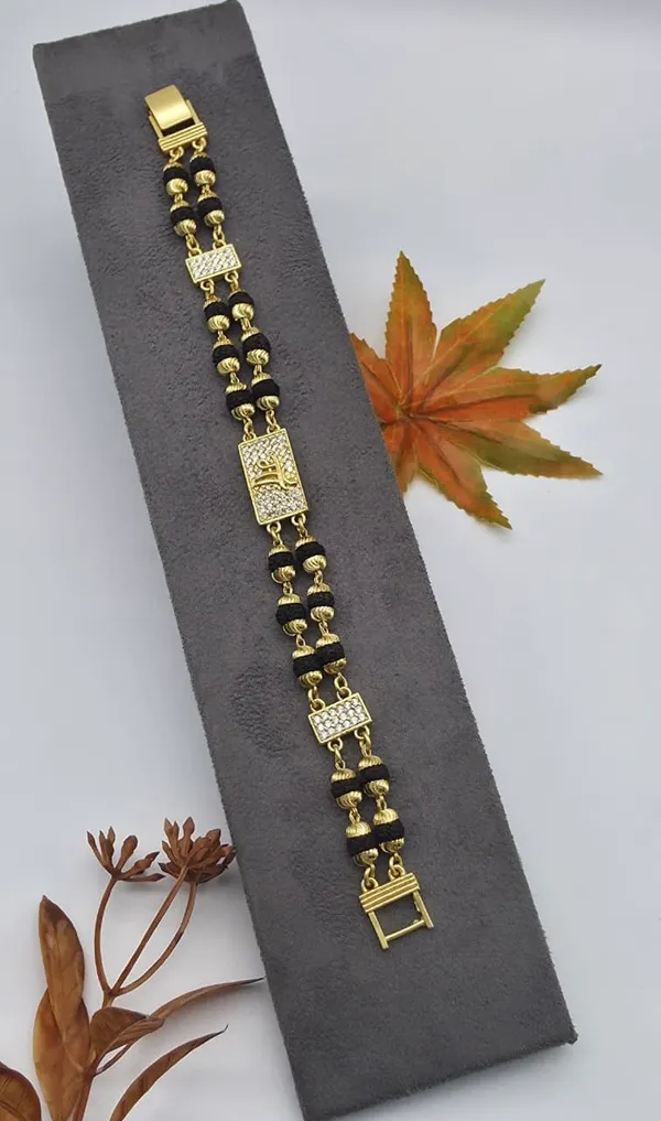 Premium_Black_Rudraksh_Gold_Finish_Men's_Bracelet
