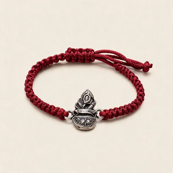 Red_925_Silver_Thread_Charm_Rakhi_For_Men