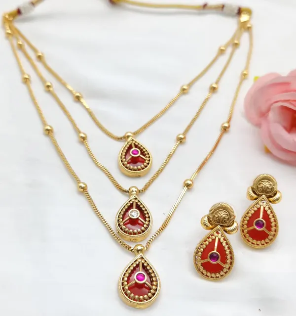 Ruby_Drop_Glam_Girls_Necklace_&_Earrings_Set