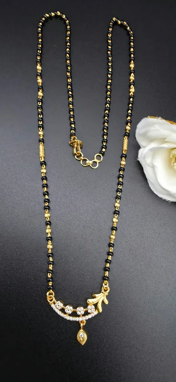 Wear_your_heart_on_your_neck—effortless_glam_for_every_occasion.