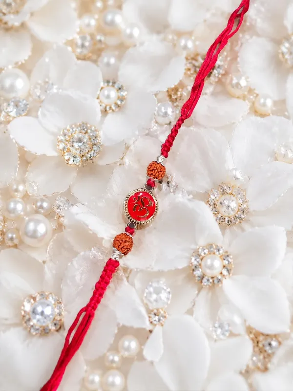 Red_925_Silver_Om_Textured_Bead_Rakhi_For_Men