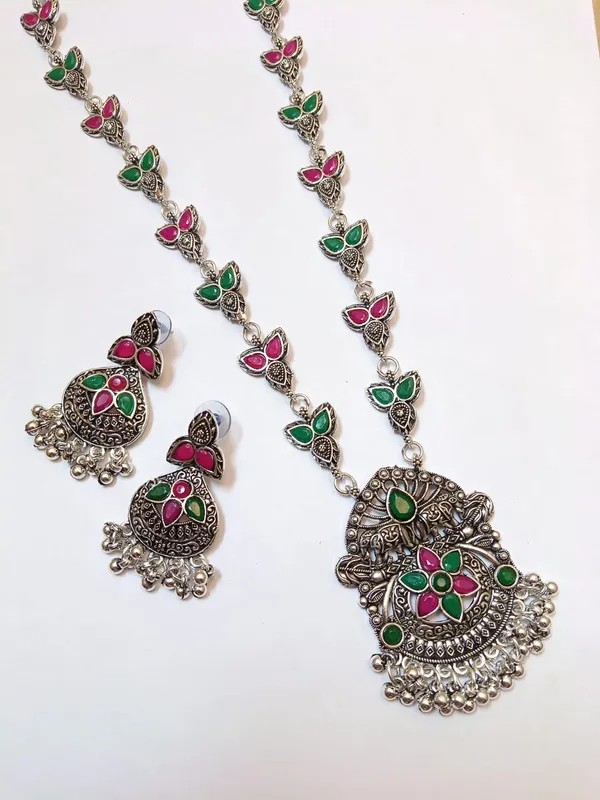 Emerald_&_Ruby_Floral_Oxidised_Necklace_&_Earring_Set