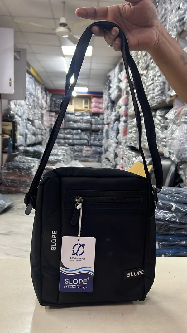 Slope_Black_Crossbody_Shoulder_Bag