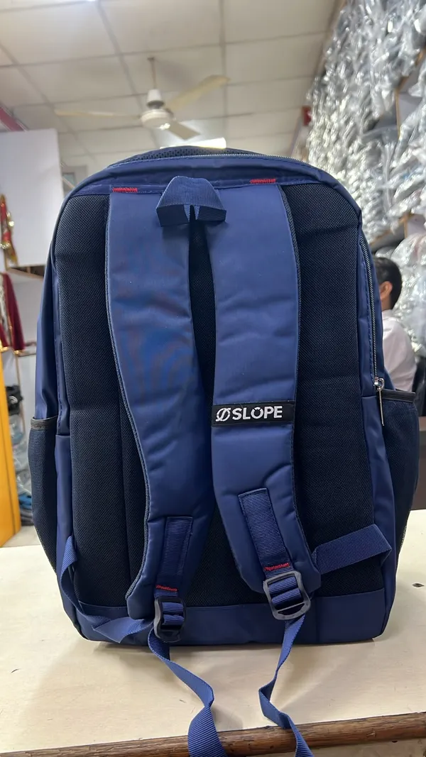 Navy_Slope_Zippered_Backpack
