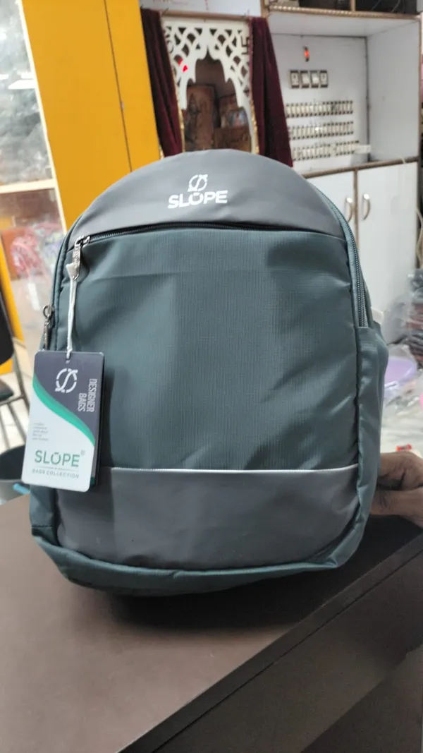 Grey_Slope_Multi-Compartment_Backpack