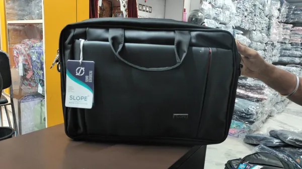 Black_Structured_Laptop_Briefcase_Bag