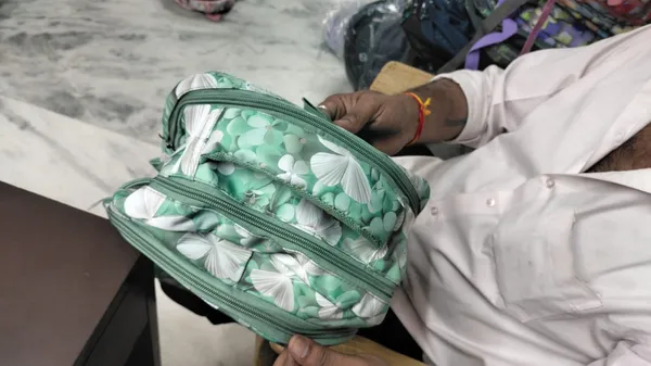 Mint_Green_Floral_Print_Backpack