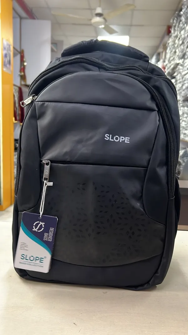 Slope_Black_Multi_Compartment_Backpack