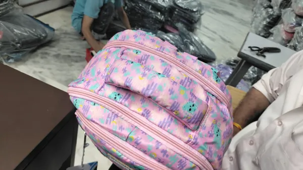 Pink_Printed_Multi-Compartment_Backpack