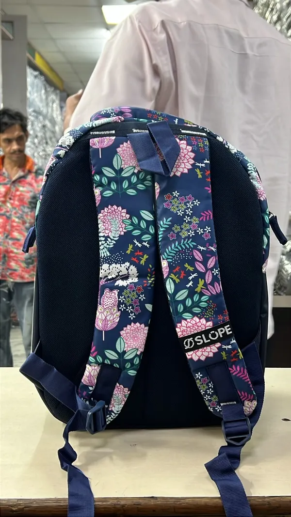 Slope_Navy_Floral_Print_Backpack