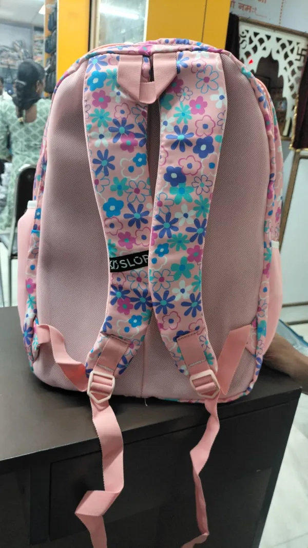Pink_Floral_Print_Backpack