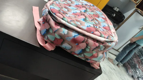 Pink_Floral_Printed_Multi_Compartment_Backpack