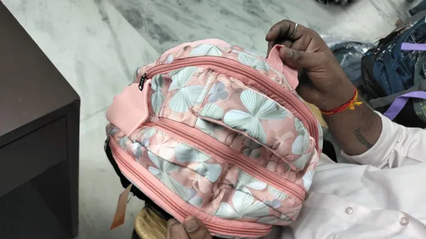 Slope_Pink_Floral_Print_Backpack